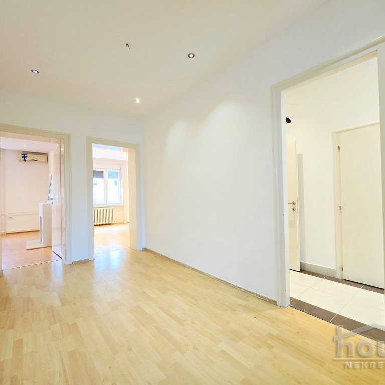 Troiposoban stan na prodaju, Kej, Novi Sad, 112m², 300.000 €