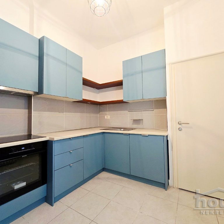 Troiposoban stan na prodaju, Kej, Novi Sad, 112m², 300.000 €