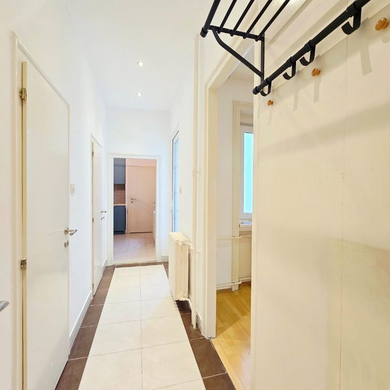 Troiposoban stan na prodaju, Kej, Novi Sad, 112m², 300.000 €