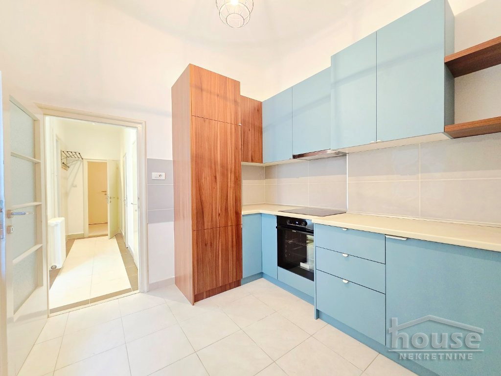 stanovi-3-5-re-kej-1064996-r5qs3 Troiposoban stan na prodaju, Kej, Novi Sad, 112m², 300.000 €