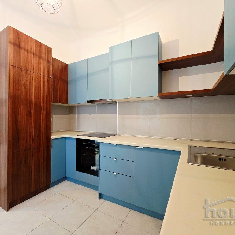 Stan Prodaja Novi Sad  112 m2