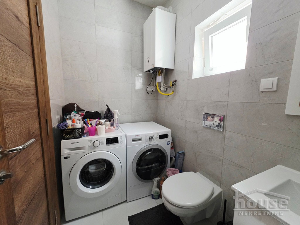 stanovi-3-5-re-klisa-1102569-ryqji Troiposoban stan na prodaju, Klisa, Novi Sad, 70m², 1. sprat, 150.000 €