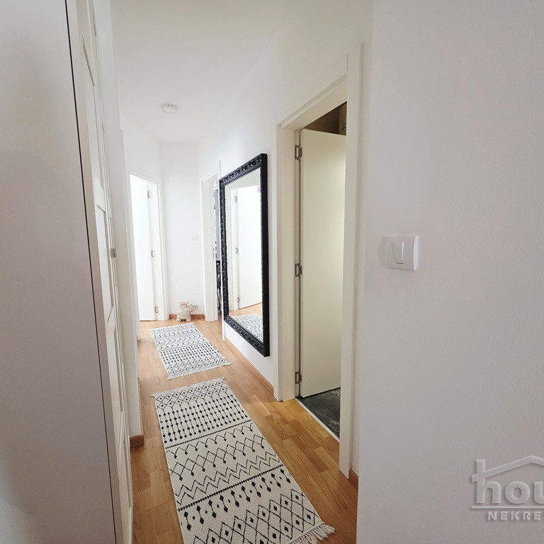 Troiposoban stan na prodaju, Lipov Gaj, Novi Sad, 72m², 151.200 €