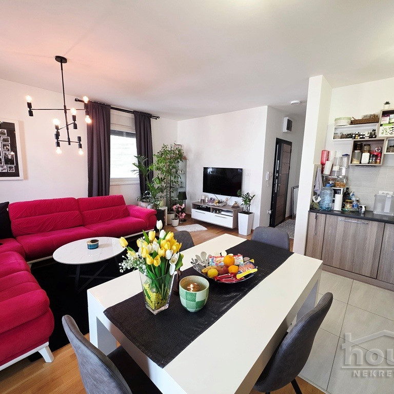 Stan Prodaja Novi Sad  72 m2