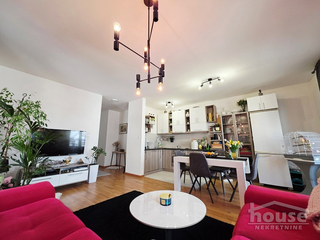 Stan Prodaja Novi Sad  72 m2