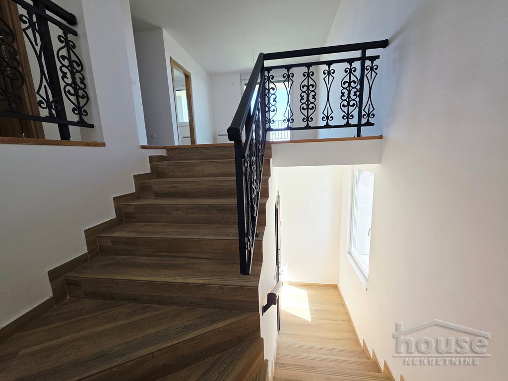 stanovi-3-5-re-miseluk-1102552-fnjig Troiposoban stan na prodaju, Mišeluk, Novi Sad, 80m², 2. sprat, 160.000 €