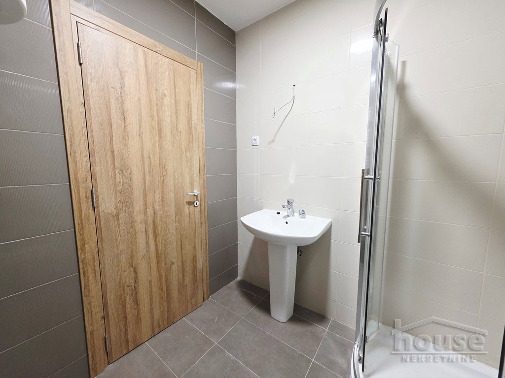 stanovi-3-5-re-miseluk-1102552-myl8p Troiposoban stan na prodaju, Mišeluk, Novi Sad, 80m², 2. sprat, 160.000 €