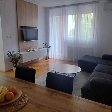 Trosoban stan na prodaju, Nova Detelinara, Novi Sad, 63m², 1. sprat, 249.000 €