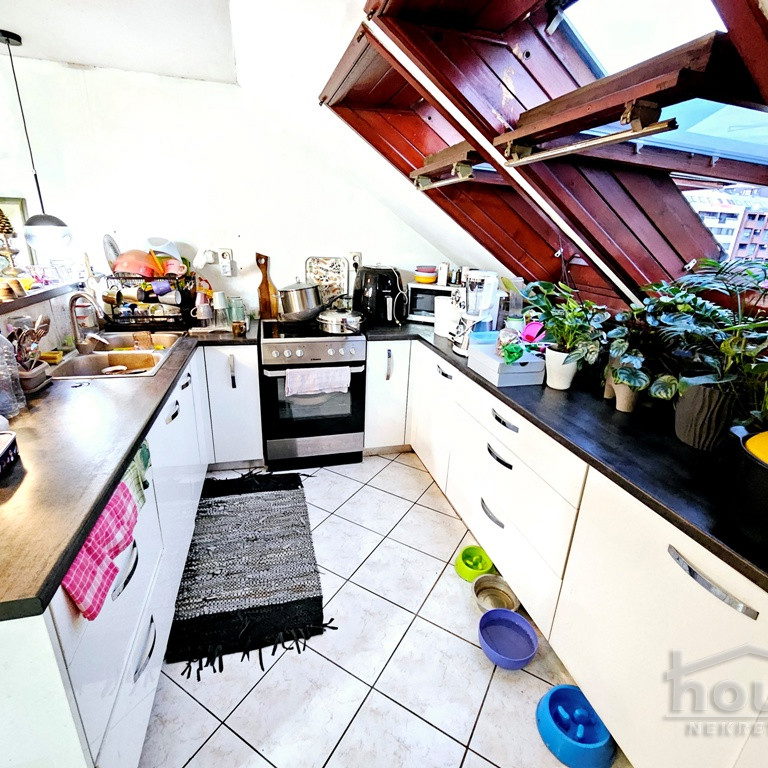 Troiposoban stan na prodaju, Nova Detelinara, Novi Sad, 99m², 3. sprat, 205.000 €