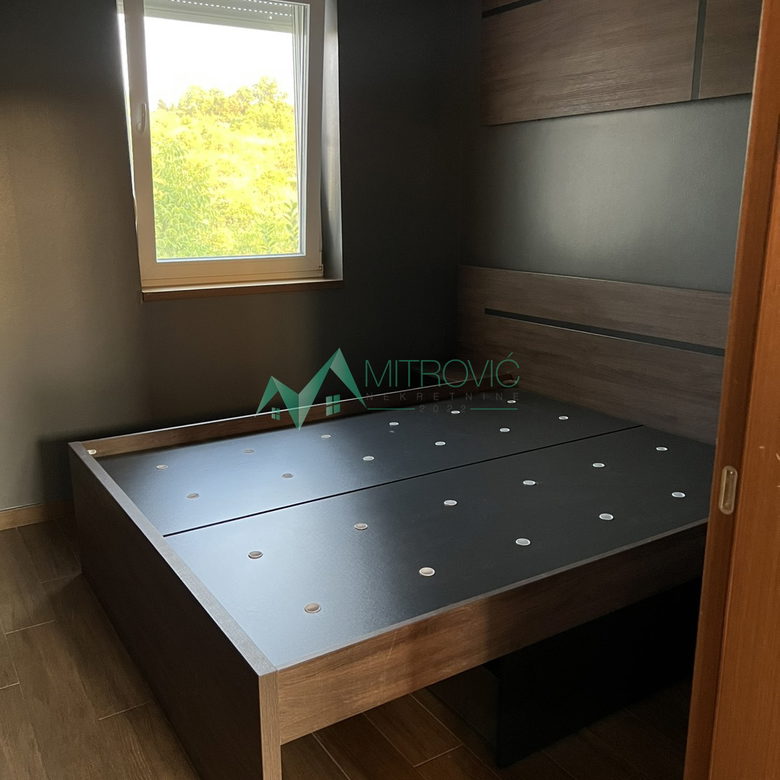 Troiposoban stan na prodaju, Petrovaradin, Novi Sad, 106m², 180.250 €