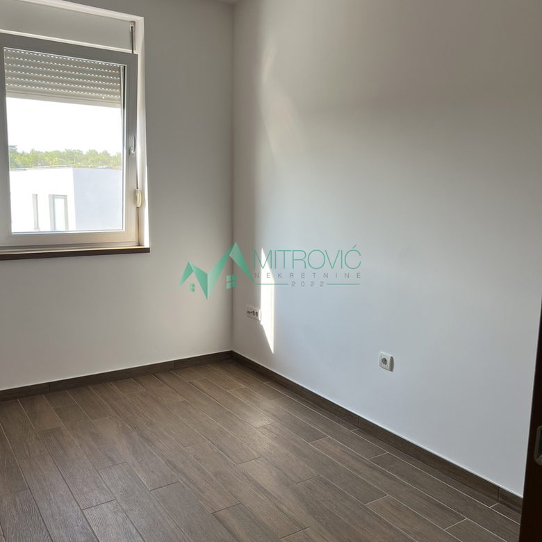 Troiposoban stan na prodaju, Petrovaradin, Novi Sad, 106m², 180.250 €