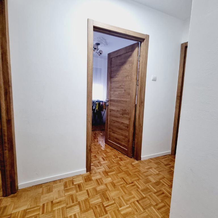 Troiposoban stan na prodaju, Sajmište, Novi Sad, 96m², 1. sprat, 240.000 €