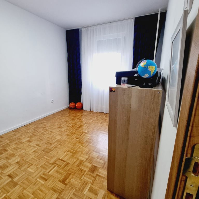 Troiposoban stan na prodaju, Sajmište, Novi Sad, 96m², 1. sprat, 240.000 €