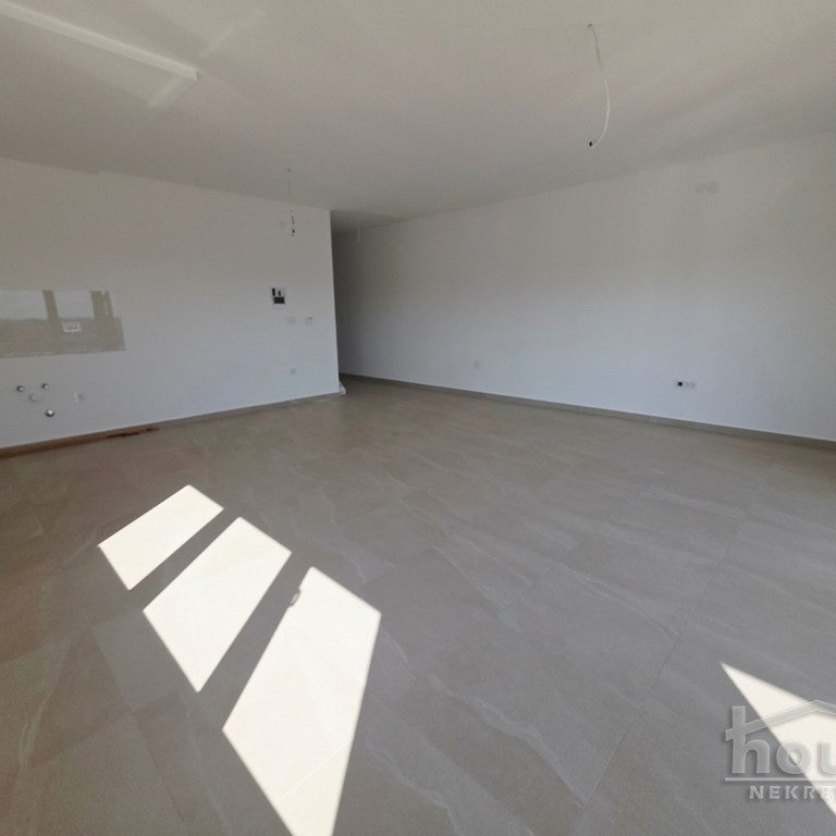 Stan Prodaja Novi Sad  96 m2