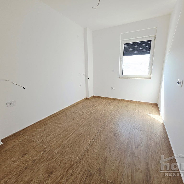 Četvorosoban stan na prodaju, Tatarsko Brdo, Novi Sad, 96m², 211.200 €