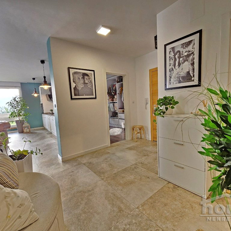 Četvorosoban stan na prodaju, Telep, Novi Sad, 96m², 300.000 €