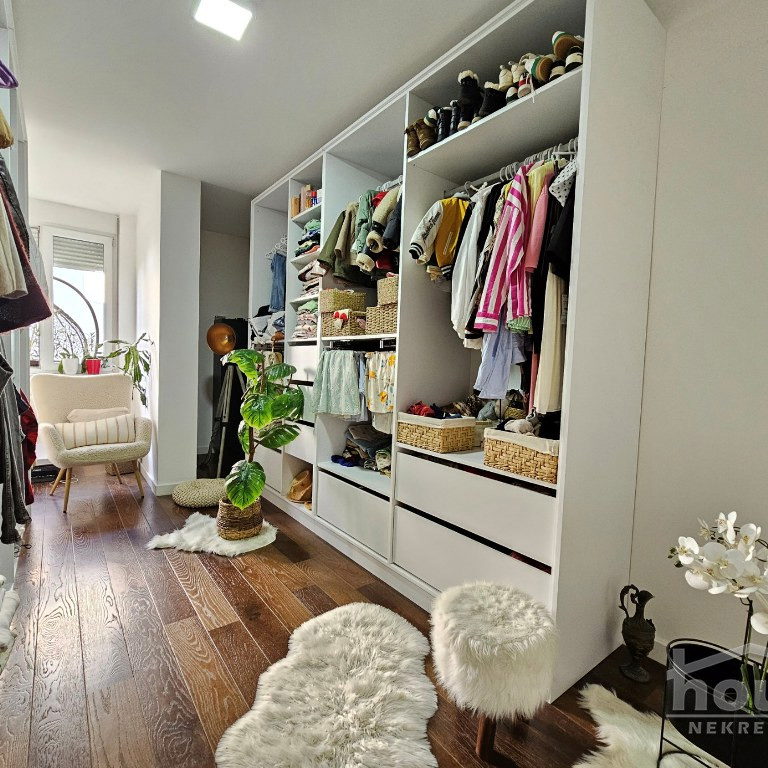 Četvorosoban stan na prodaju, Telep, Novi Sad, 96m², 300.000 €