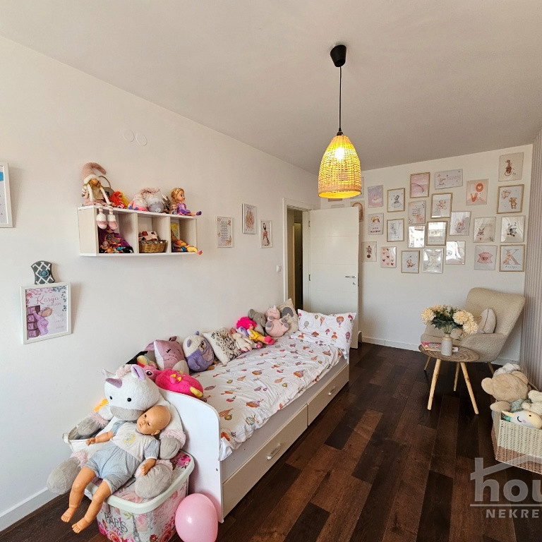 Četvorosoban stan na prodaju, Telep, Novi Sad, 96m², 300.000 €