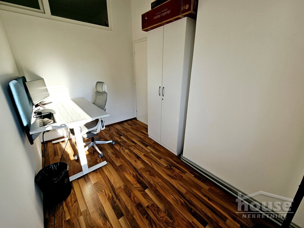 Troiposoban stan na prodaju, Centar, Novi Sad, 131m², 1. sprat, 450.000 €