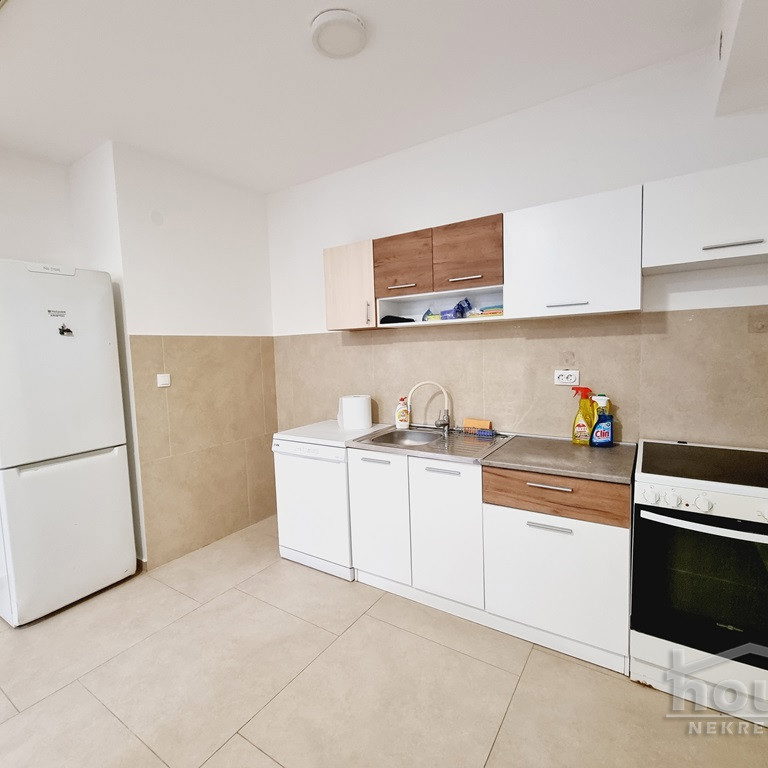 Troiposoban stan na prodaju, Sajmište, Novi Sad, 70m², Prizemlje, 103.000 €