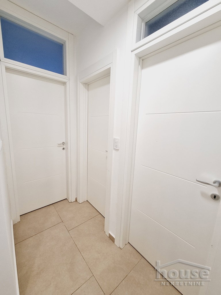 stanovi-3-5-su-sajam-1063134-evh6i Troiposoban stan na prodaju, Sajmište, Novi Sad, 70m², Prizemlje, 103.000 €