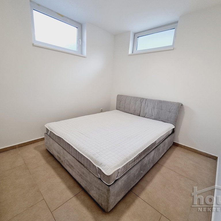 Stan Prodaja Novi Sad  70 m2