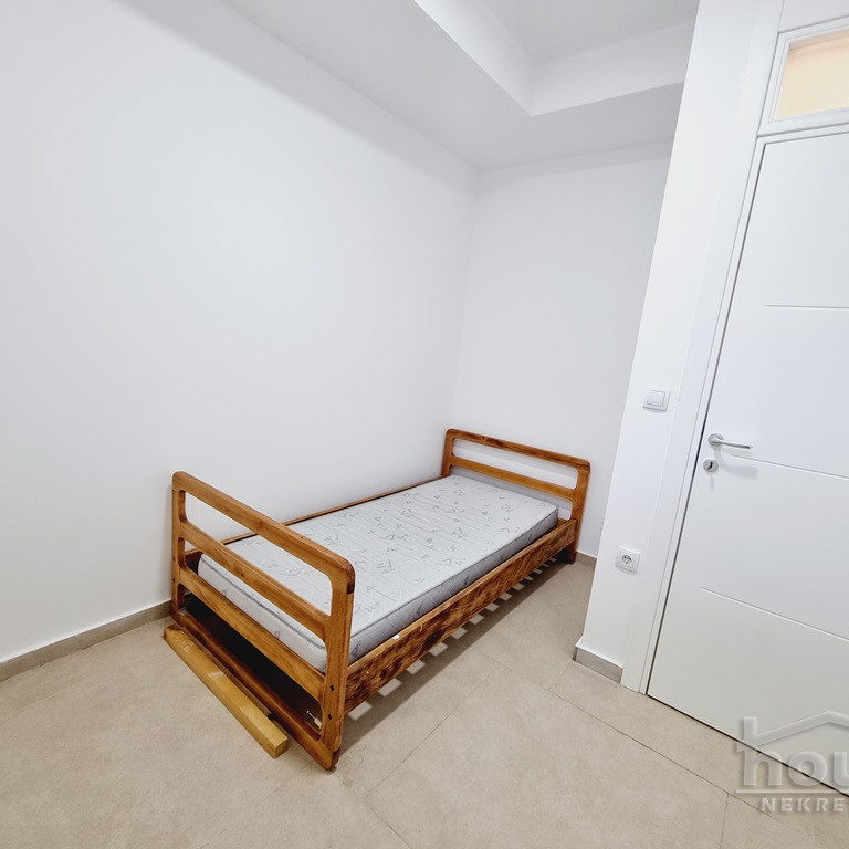 Stan Prodaja Novi Sad  70 m2
