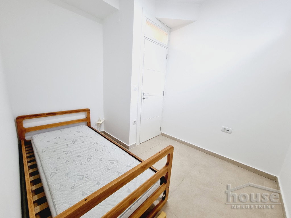 stanovi-3-5-su-sajam-1063134-sezty Troiposoban stan na prodaju, Sajmište, Novi Sad, 70m², Prizemlje, 103.000 €