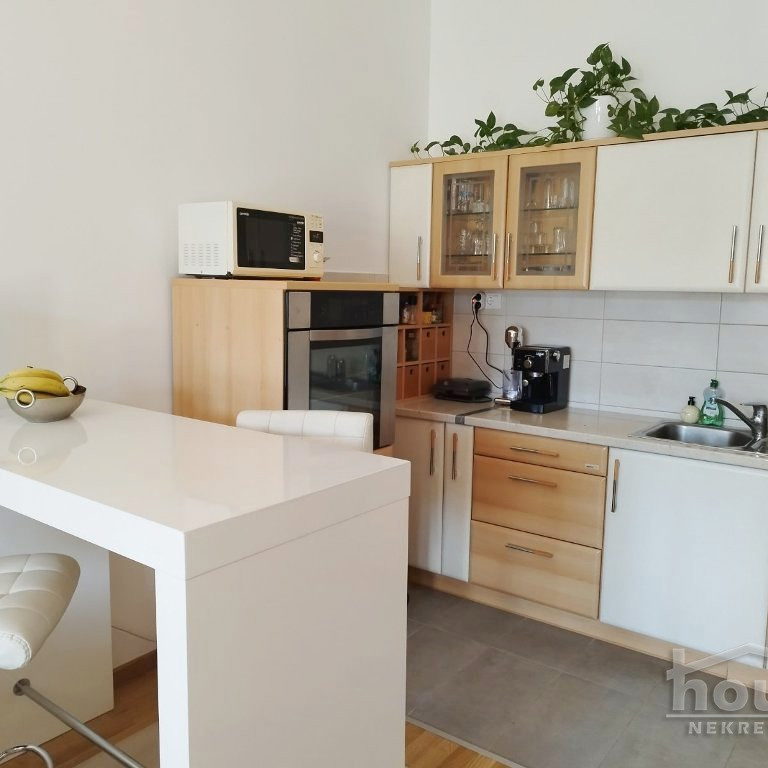 Stan Prodaja Novi Sad  71 m2