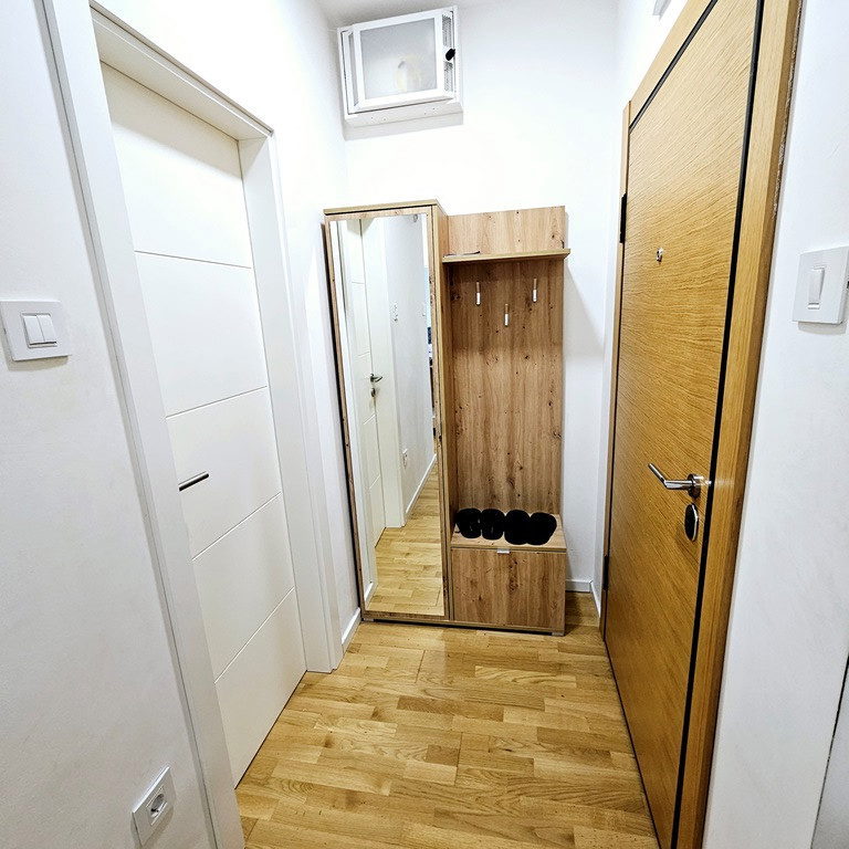 Troiposoban stan na prodaju, Telep, Novi Sad, 72m², Prizemlje, 180.000 €
