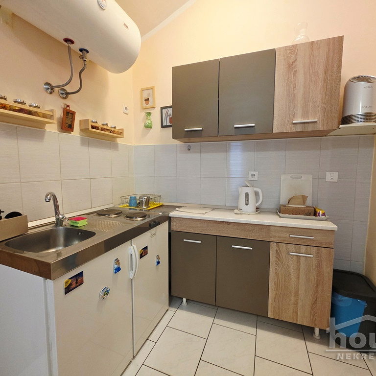 Stan Prodaja Novi Sad  50 m2