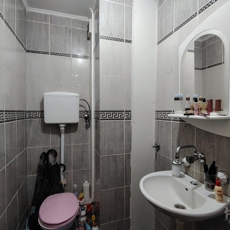 Stan Prodaja Novi Sad  81 m2