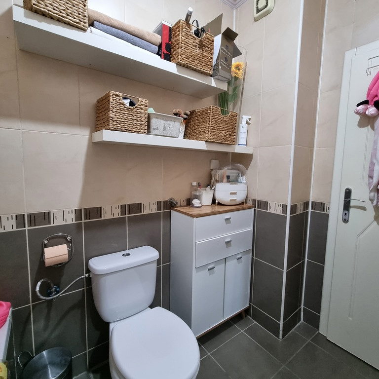 Trosoban stan na prodaju, Nova Detelinara, Novi Sad, 83m², 5. sprat, 186.750 €