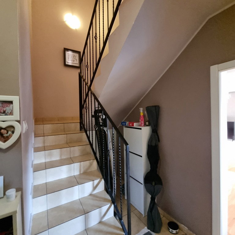 Stan Prodaja Novi Sad  83 m2