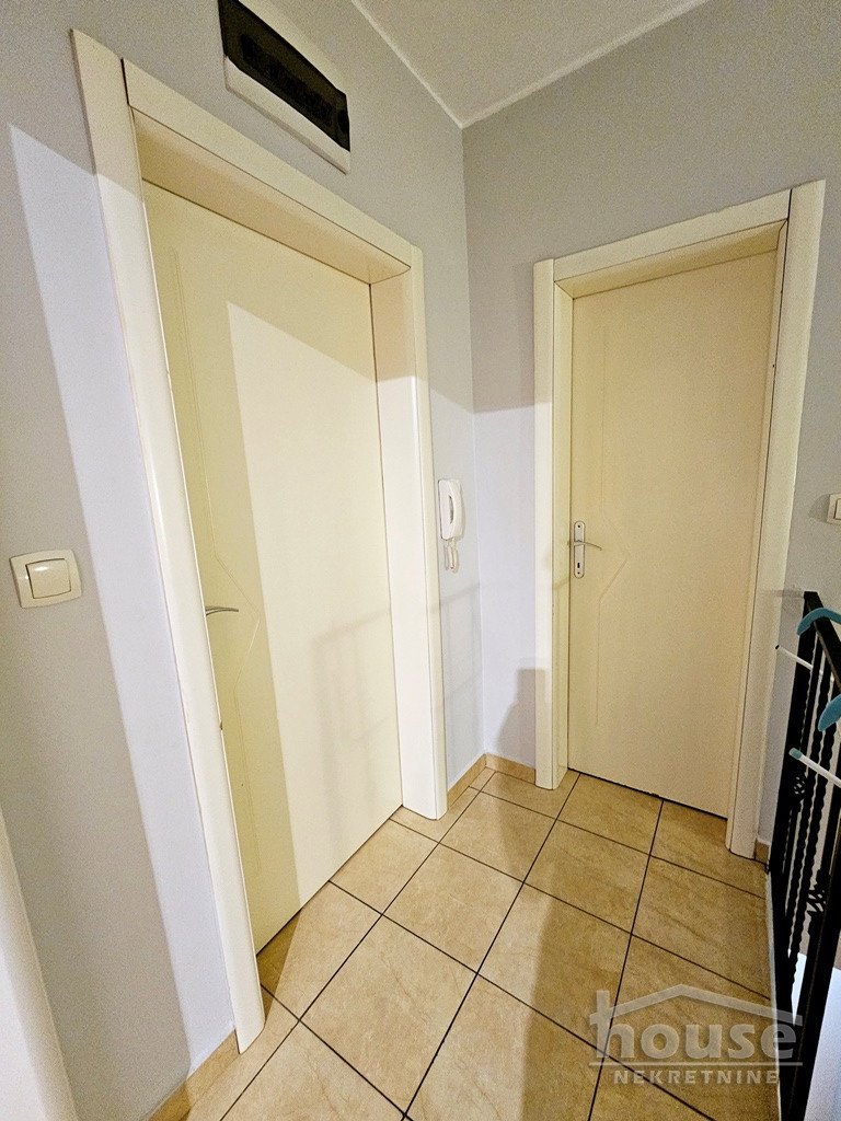 Trosoban stan na prodaju, Nova Detelinara, Novi Sad, 83m², 5. sprat, 186.750 €