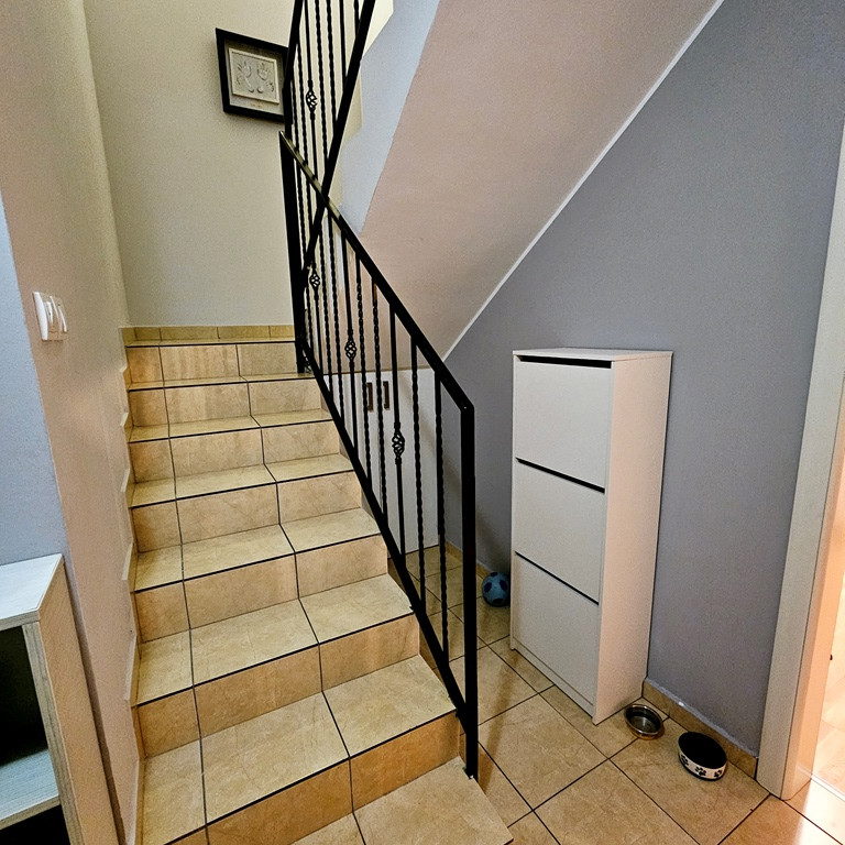 Trosoban stan na prodaju, Nova Detelinara, Novi Sad, 83m², 5. sprat, 186.750 €