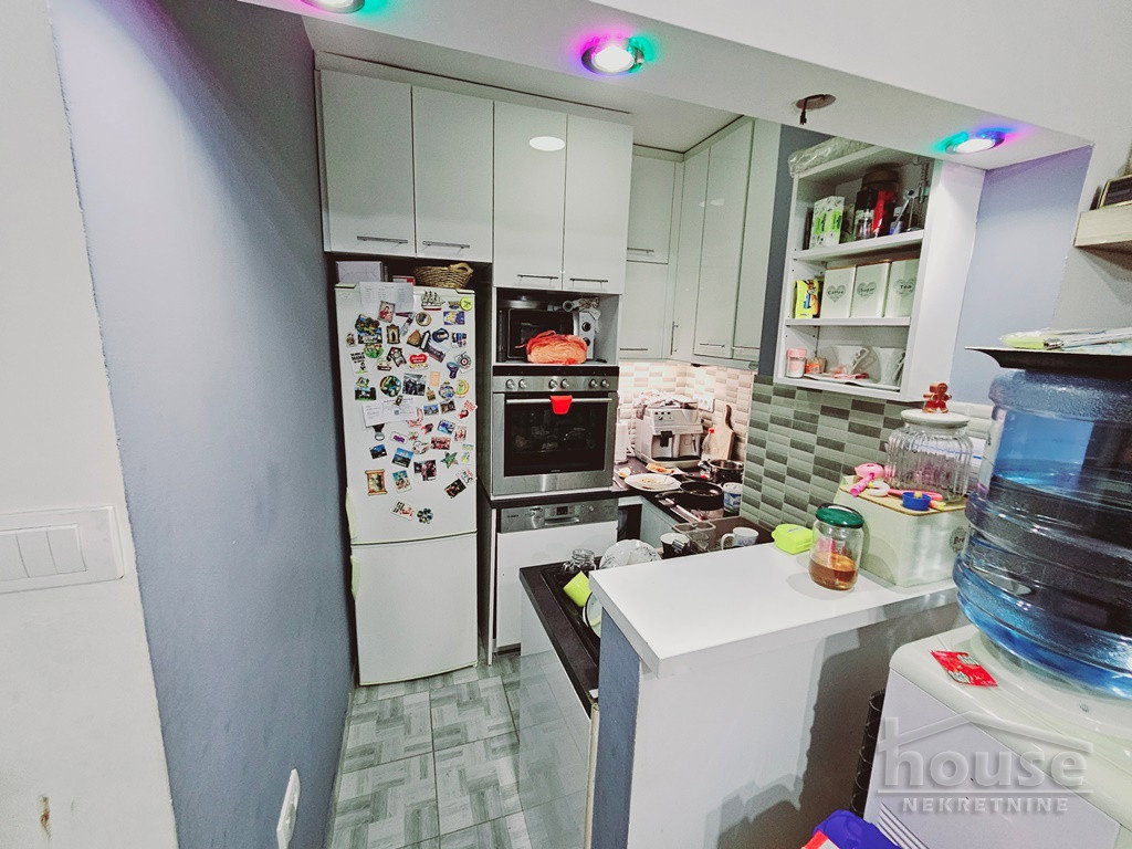 Trosoban stan na prodaju, Nova Detelinara, Novi Sad, 67m², 140.700 €