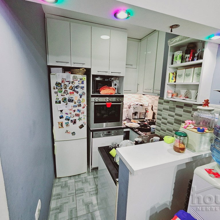 Trosoban stan na prodaju, Nova Detelinara, Novi Sad, 67m², 140.700 €