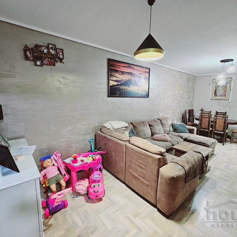 Stan Prodaja Novi Sad  67 m2