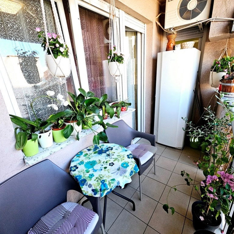 Trosoban stan na prodaju, Nova Detelinara, Novi Sad, 90m², 190.000 €
