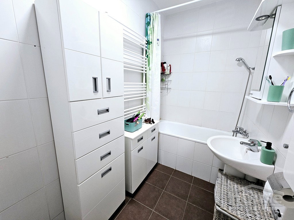 stanovi-3-dx-nova-detelinara-1101051-y9tsy Trosoban stan na prodaju, Nova Detelinara, Novi Sad, 90m², 190.000 €