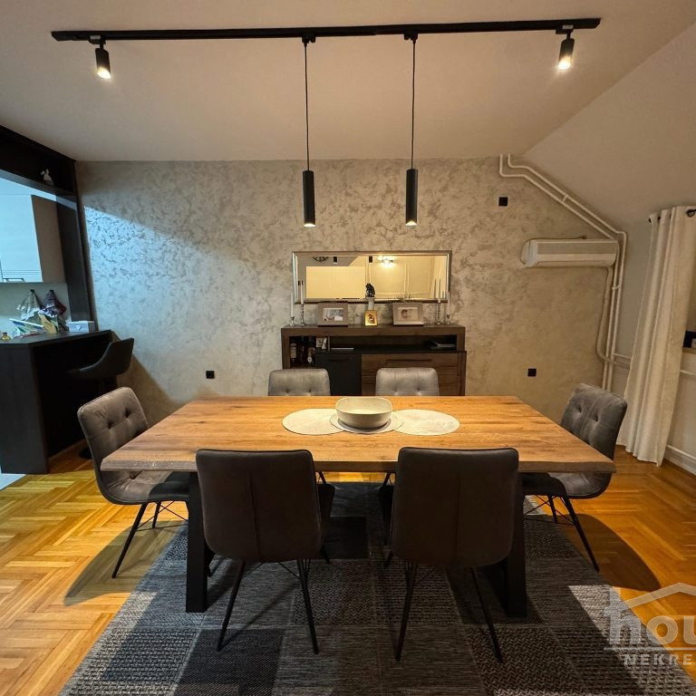 Stan Prodaja Novi Sad  80 m2