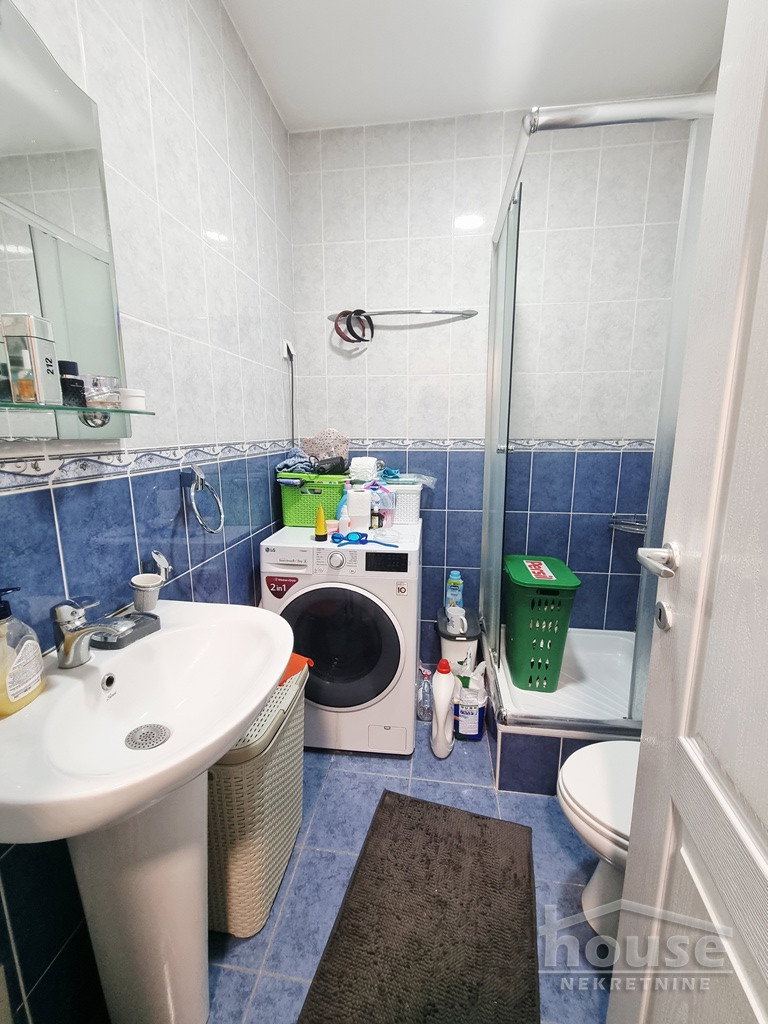 Trosoban stan na prodaju, Nova Detelinara, Novi Sad, 80m², 5. sprat, 170.000 €