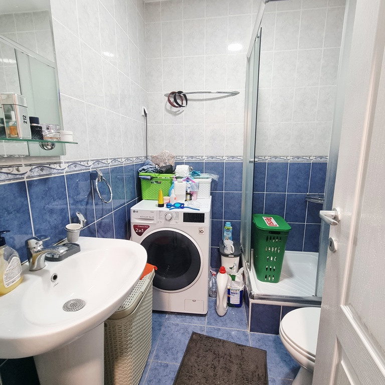 Trosoban stan na prodaju, Nova Detelinara, Novi Sad, 80m², 5. sprat, 170.000 €