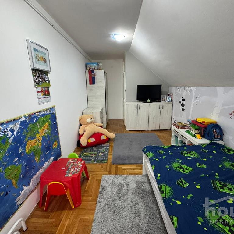 Trosoban stan na prodaju, Nova Detelinara, Novi Sad, 80m², 5. sprat, 170.000 €