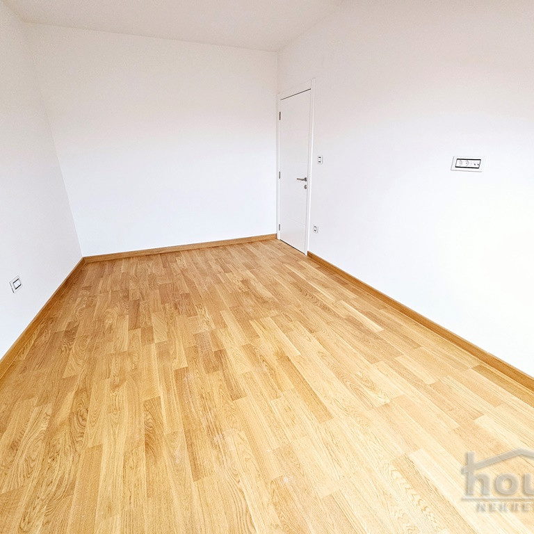 Četvorosoban stan na prodaju, Podbara, Novi Sad, 105m², 3. sprat, 273.000 €