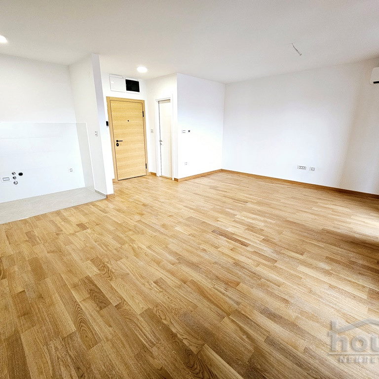 Stan Prodaja Novi Sad  105 m2