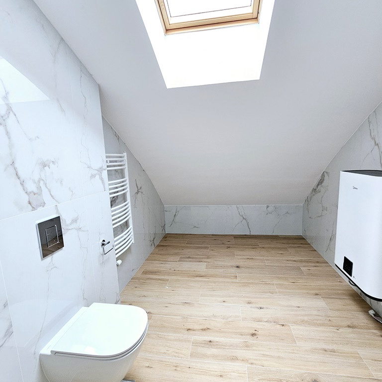 Četvorosoban stan na prodaju, Podbara, Novi Sad, 105m², 3. sprat, 273.000 €