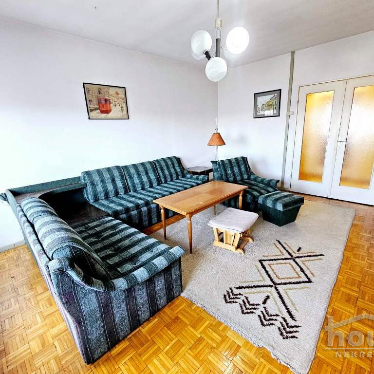 Stan Prodaja Novi Sad  82 m2