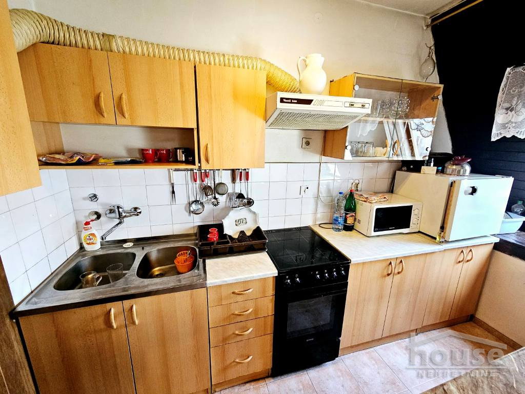 Stan Prodaja Novi Sad  82 m2